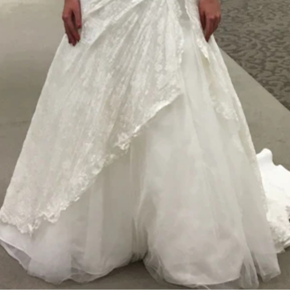 David's Bridal YP3344 Elegant White Lace Gown Sz 8 Women - Picture 10 of 14